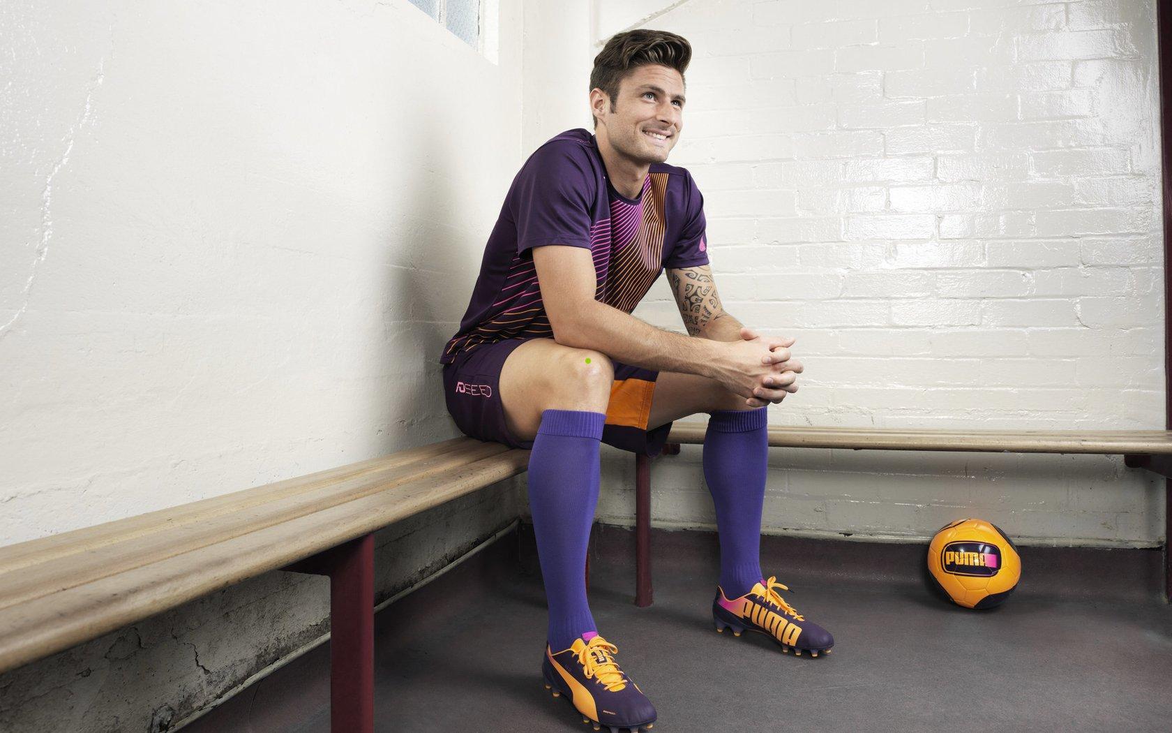 大罗力挺内马尔，他将成为巴西世界杯胜负手，外界苛刻批评有失公允